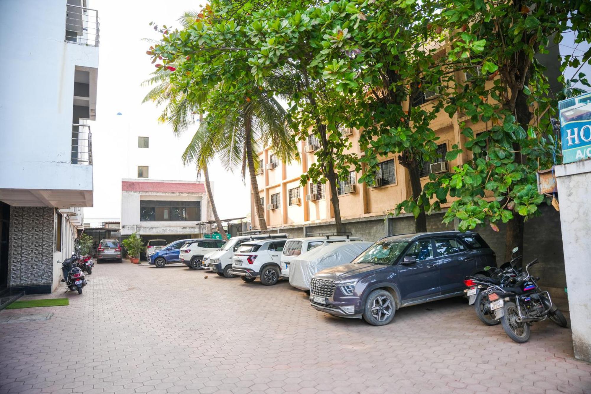 Hotel Sachidanand Shirdi Eksteriør bilde