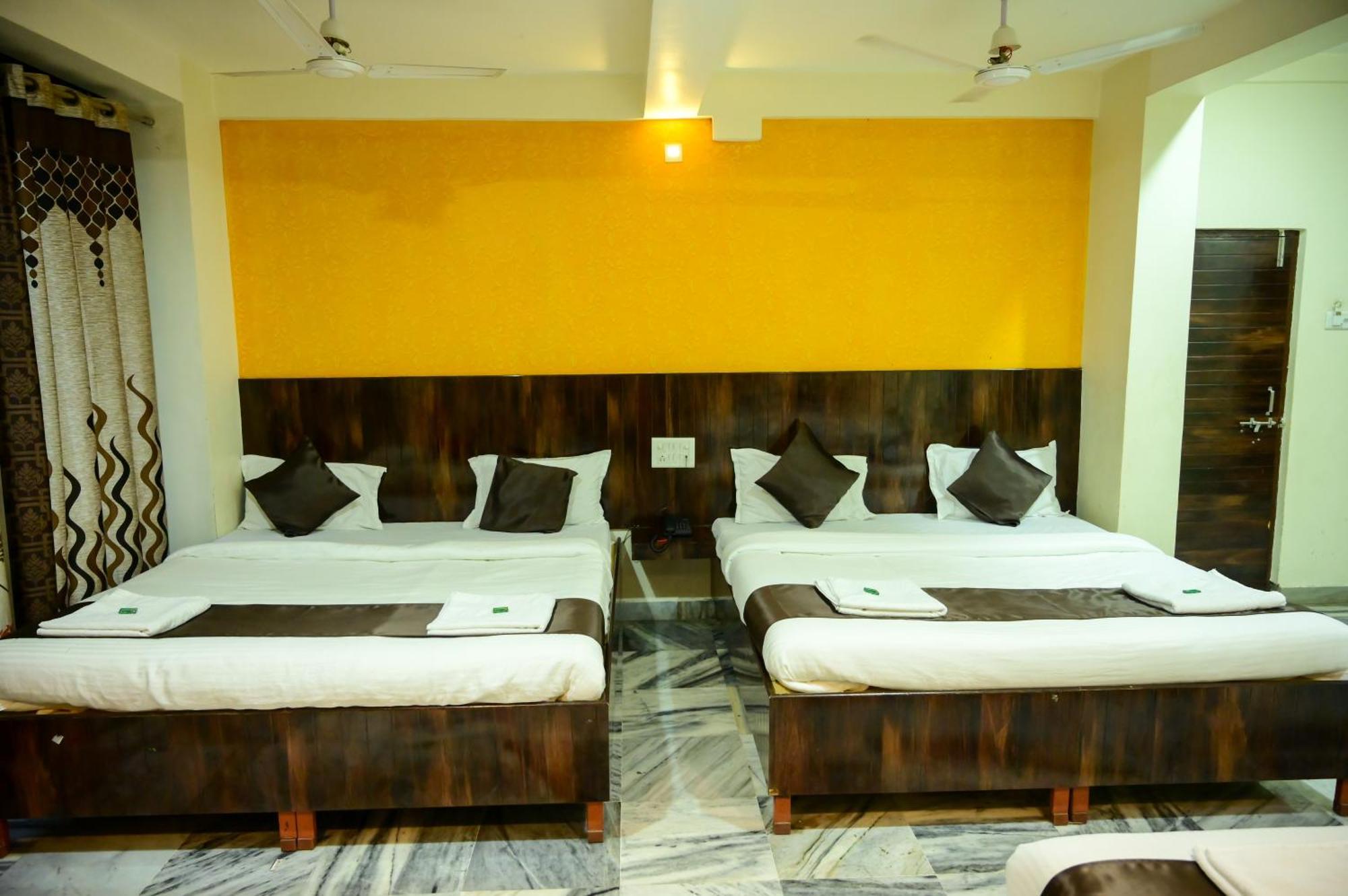 Hotel Sachidanand Shirdi Eksteriør bilde