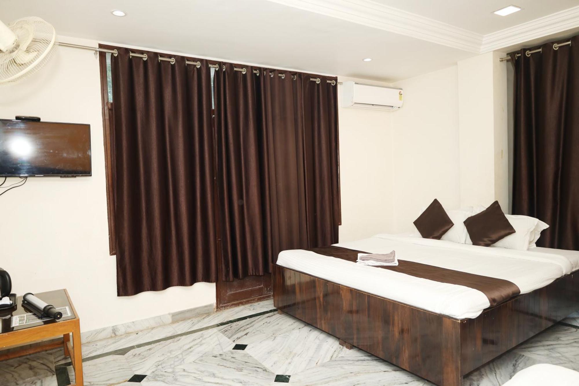 Hotel Sachidanand Shirdi Eksteriør bilde