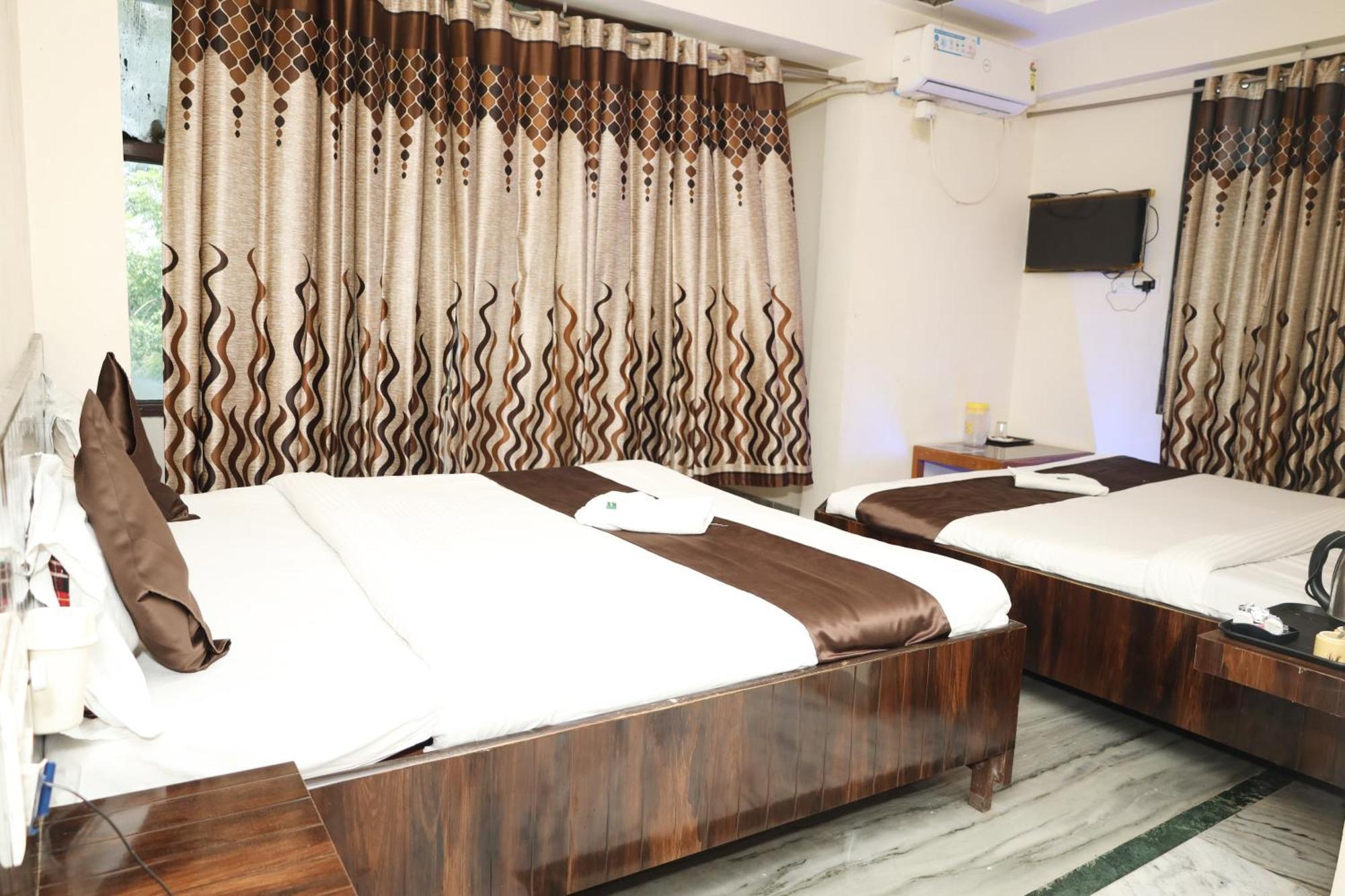 Hotel Sachidanand Shirdi Eksteriør bilde