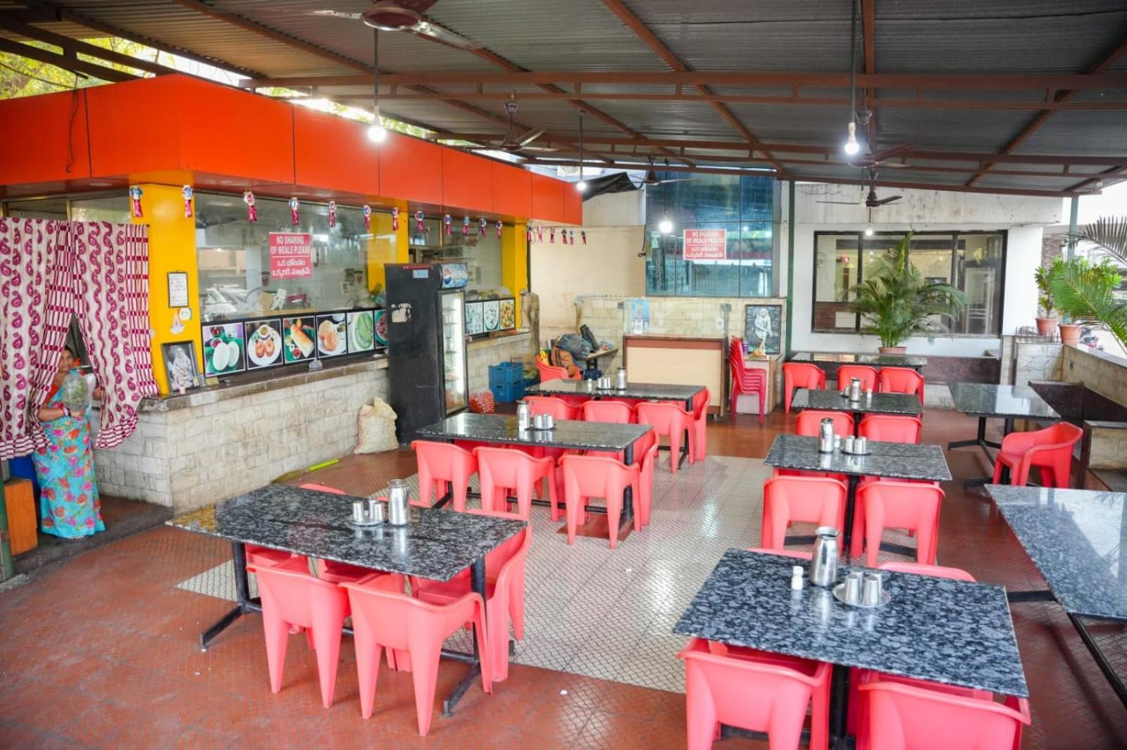 Hotel Sachidanand Shirdi Eksteriør bilde